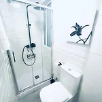 La Esencia De Angela