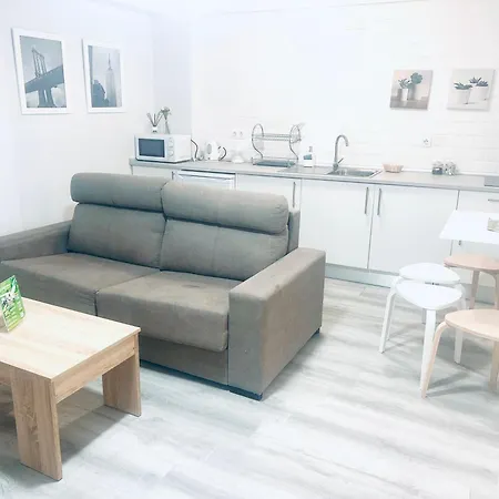 La Esencia De Angela Córdoba