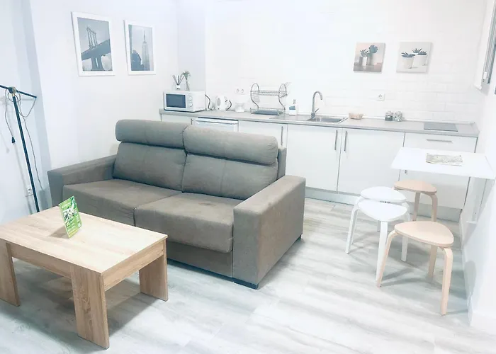 La Esencia De Angela Кордова